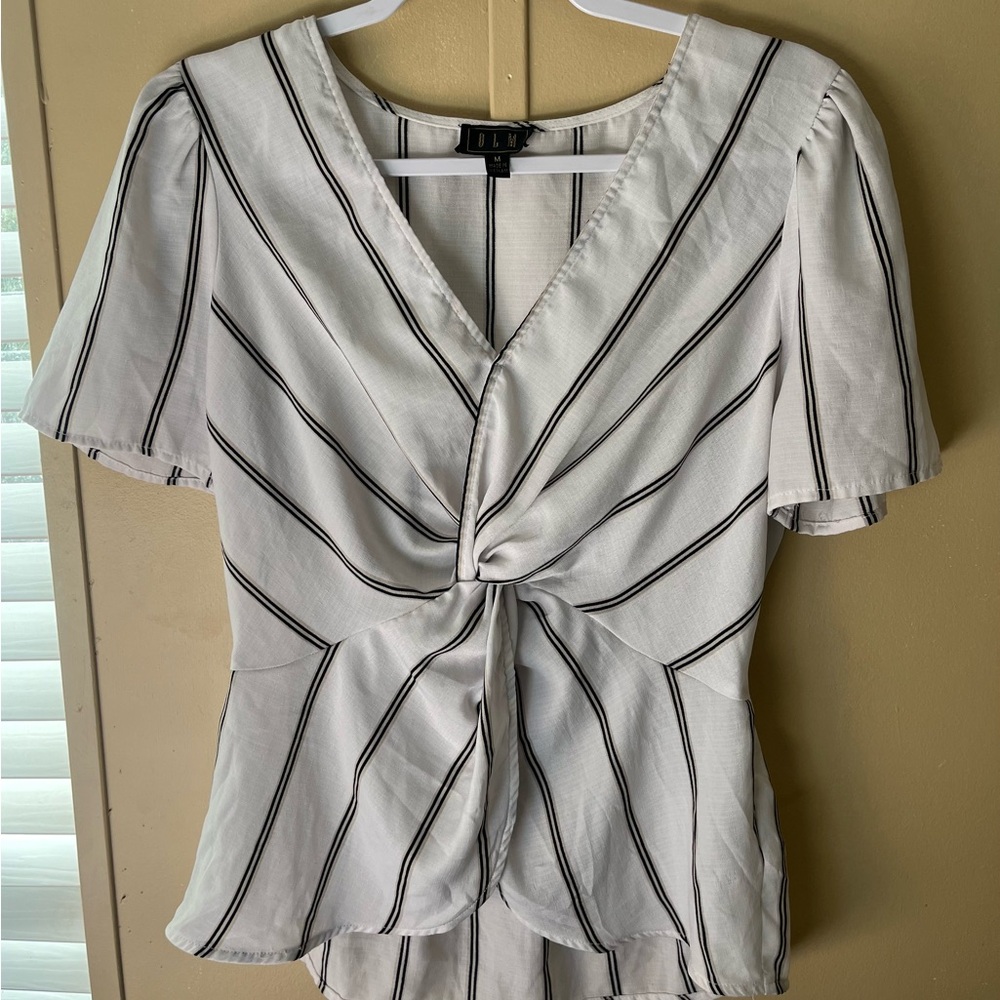 LOFT Women's Black and White Striped Top Size medium